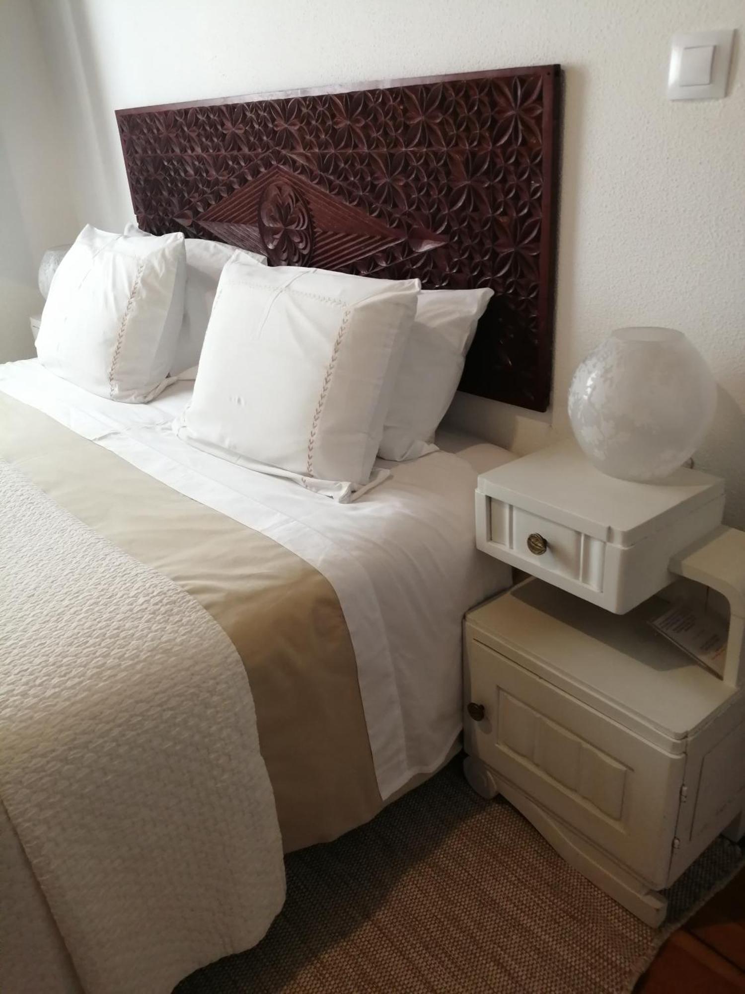 Casa Dos Pingos De Mel Bed and Breakfast Aveiro Rum bild